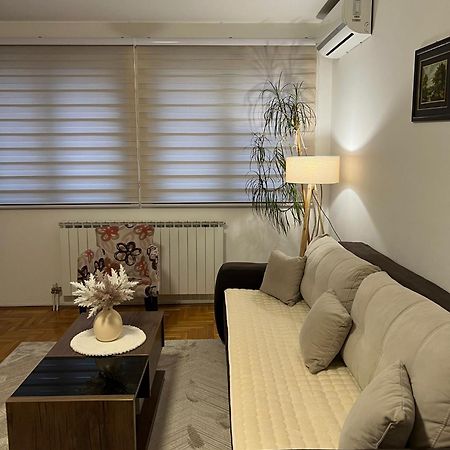 Apartman Manja Lukavica Exterior foto